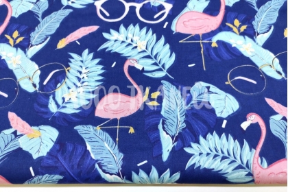 Фламинго и очки в тропиках на синем КИТ 125г/м2 шир. 160см