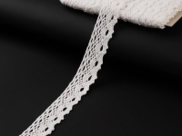 Ткань Кружево вязаное 1354162, 25мм, цв. кипельно-белый производства Китай состав 100% Хлопок