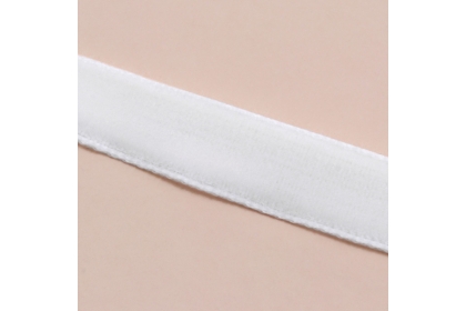 Лента бархатная, 10 мм, цвет белый №01