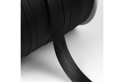 Косая бейка атласная, 15 мм  цвет черный
