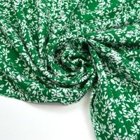 Ткань Штапель Цветочный принт на ярко-зеленом №2 110 г/м²  шир.140 см производства Китай состав 100% Вискоза